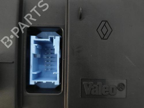 Used Climate control RENAULT CLIO III Grandtour (KR0/1_) 1.5 dCi (KR0H, KR1S) (106 hp) 22879360