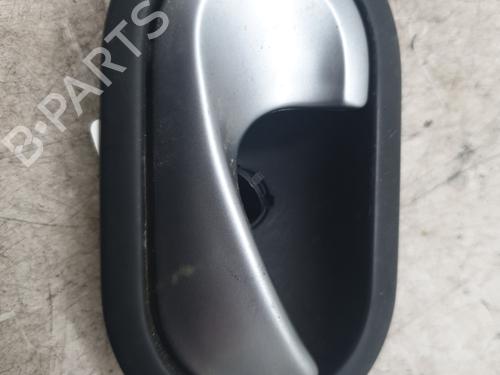Used Front left interior door handle Front left interior door handle RENAULT CLIO III (BR0/1, CR0/1) 1.2 16V Hi-Flex (BR1U, CR1U) (75 hp) 30079556 30079556