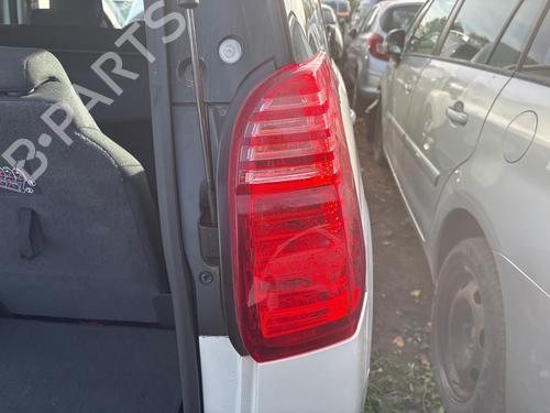 right-taillight-peugeot-5008-0u_-0e_-2009-2010-2011-2012-2013-2014-2015-2016-2017-39630194 main image