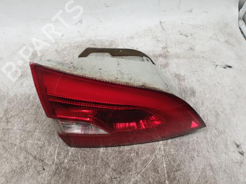 Used Left tailgate light Left tailgate light PEUGEOT 308 SW II (LC_, LJ_, LR_, LX_, L4_) 1.6 BlueHDi 100 (99 hp) 25989600 25989600
