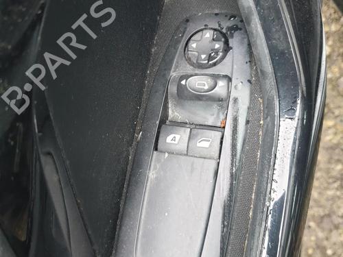 Used Left front window switch Left front window switch PEUGEOT 208 I (CA_, CC_) 1.2 VTI 82 (82 hp) 32003318 32003318
