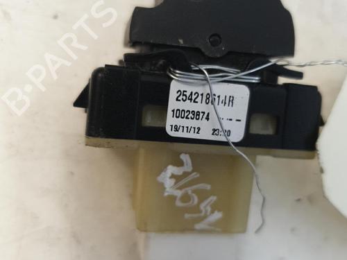 Used Right front window switch Right front window switch RENAULT CLIO IV (BH_) 1.5 dCi 90 (90 hp) 22868037 22868037