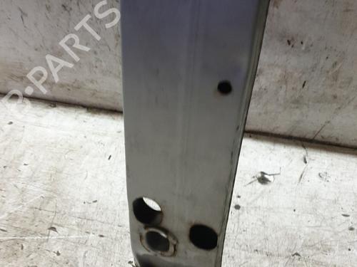 front-bumper-reinforcement-toyota-yaris-_p1_-1999-2000-2001-2002-2003-2004-2005-31823774 main image