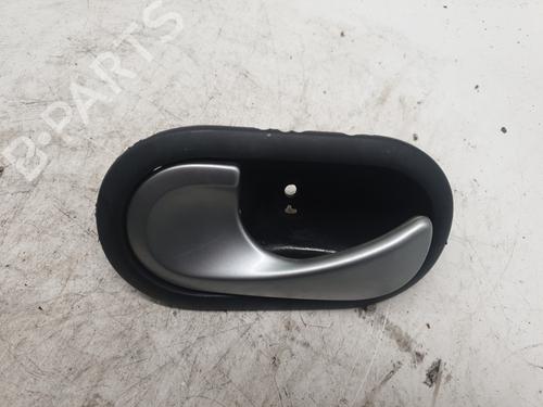 Venstre foran invendig håndtak RENAULT CLIO III (BR0/1, CR0/1) 1.5 dCi (C/BR0G, C/BR1G) | BP22869567I13 