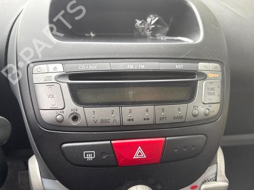 Used Radio Radio 39561762 39561762