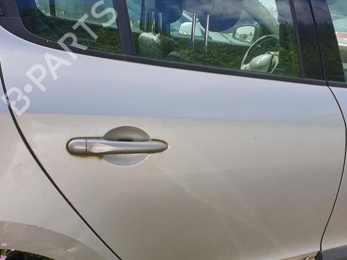 Dør høyre bak RENAULT MEGANE III Hatchback (BZ0/1_, B3_) 1.5 dCi (BZ09, BZ0D, BZ1W, BZ29, BZ14) (110 hp) 26907157