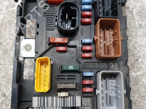 Used Fuse box Fuse box CITROËN C3 I (FC_, FN_) [2002-2013] 33631395 33631395