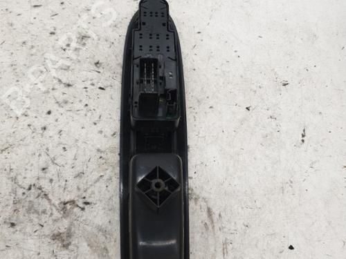 Used Left front window switch Left front window switch CITROËN DS3 (SA_) 1.6 VTi 120 (120 hp) 25843516 25843516