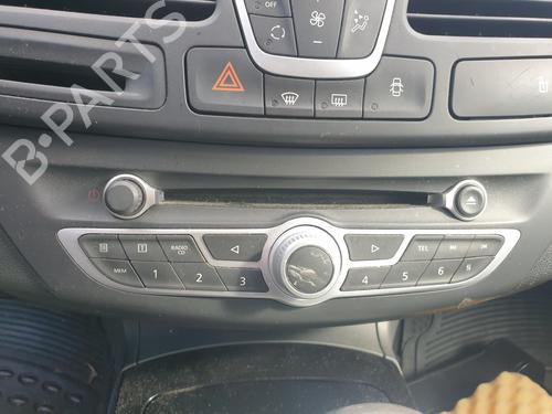Used Radio RENAULT LAGUNA III (BT0/1) 2.0 dCi (BT07, BT0J, BT14, BT1A, BT1S) (131 hp) 28360986