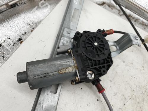 Front right window mechanism PEUGEOT 206 Hatchback (2A/C) 1.4 i | BP22884950C23 