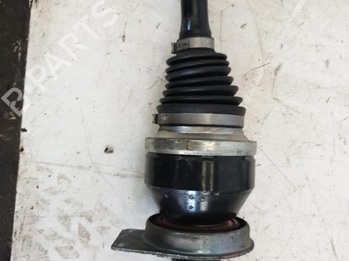 Used Right front driveshaft Right front driveshaft VW MULTIVAN T5 (7HM, 7HN, 7HF, 7EF, 7EM, 7EN) 2.5 TDI (174 hp) 22877713 22877713