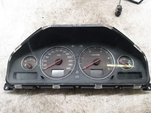 Cockpit VOLVO S80 I (184) D5 | BP31052144C47