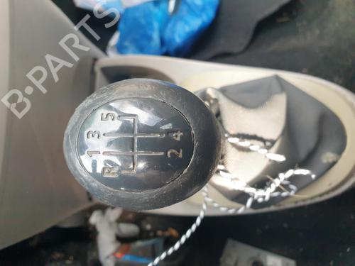 Used Shift knob RENAULT TWINGO II (CN0_) 1.2 (CN0D) (58 hp) 32306926