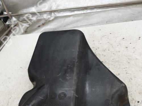 Used Windscreen washer tank PEUGEOT 205 II (20A/C) 1.7 Diesel (60 hp) 22866228