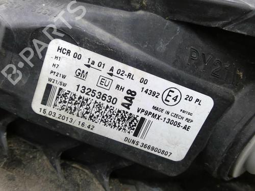 Right headlight OPEL MERIVA B MPV (S10) 1.3 CDTI (75) | BP24533497C29 