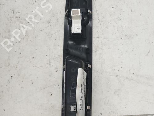 Used Right front window switch FIAT SCUDO Van 2.0 Multijet 145 (506) (144 hp) 24421748