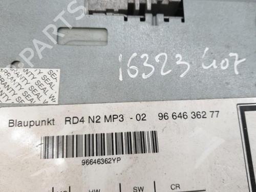 Used Radio Radio PEUGEOT 407 (6D_) 1.6 HDi 110 (6D9HZC, 6D9HYC) (109 hp) 22865581 22865581