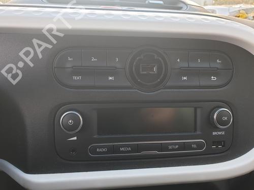 Radio RENAULT TWINGO III (BCM_, BCA_) 1.0 SCe 70 (BCMB) | BP30106862E6