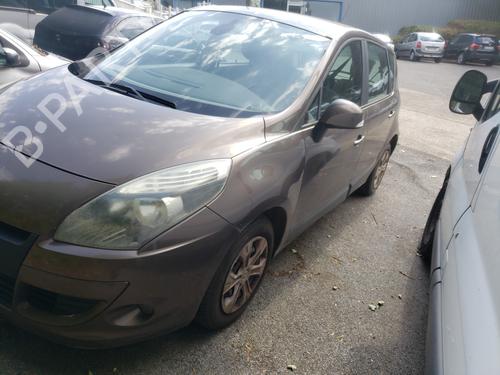 Brugte RENAULT SCÉNIC III (JZ0/1_) 1.5 dCi (110 hp) 4245694