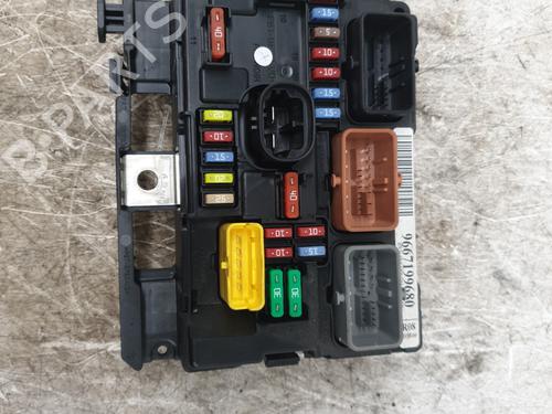 Fuse box CITROËN C3 II (SC_) 1.4 HDi 70 (SC8HZC, SC8HR0, SC8HP4) | BP24927784E1 - Image 2