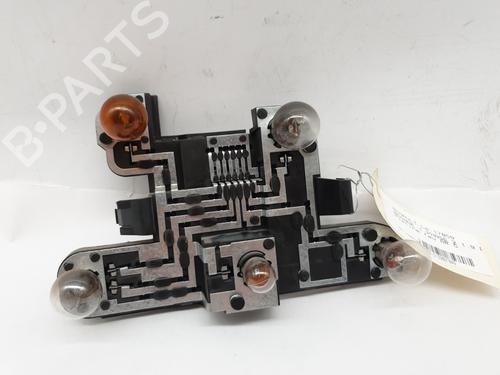 Used Lamp holder RENAULT MEGANE I (BA0/1_) 1.9 dCi (BA05, BA1F) (102 hp) 27684554