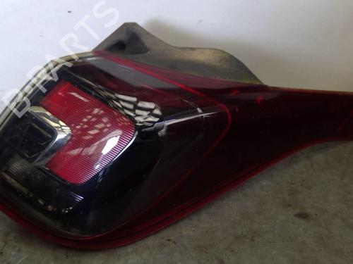 Right taillight OPEL CROSSLAND X / CROSSLAND (P17, P2QO) 1.2 (75) | BP22876135C35 