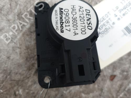 electronic-module-peugeot-expert-van-v_-2016-33317287 main image
