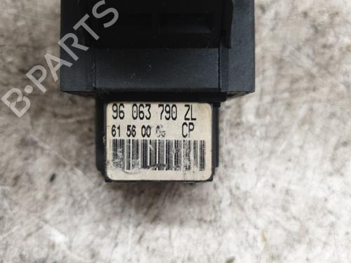 Used Switch Switch CITROËN EVASION MPV (22, U6) 1.9 TD (92 hp) 25897137 25897137