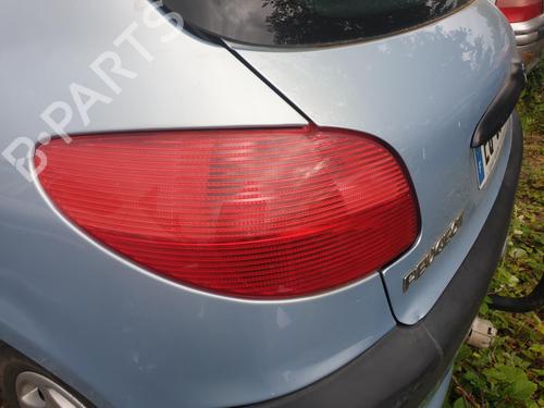 Used Left taillight PEUGEOT 206 Hatchback (2A/C) 1.4 i (75 hp) 27585178