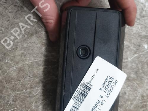 camera-peugeot-expert-van-v_-2016-32857263 main image