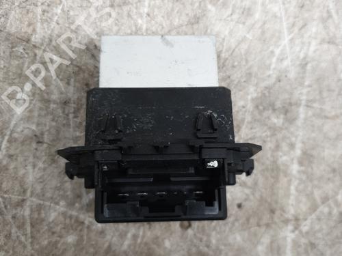 Used Heater resistor Heater resistor PEUGEOT 208 I (CA_, CC_) 1.4 HDi (68 hp) 31194896 31194896