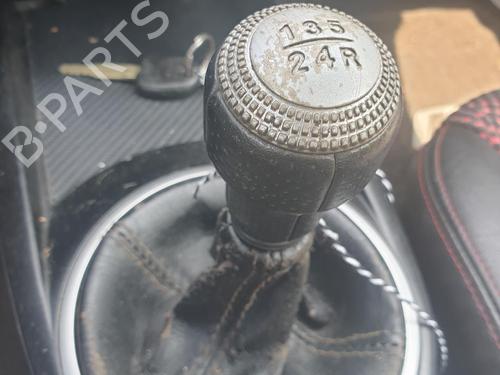 Gear lever HYUNDAI COUPE II (GK) 1.6 16V | BP28190653M90 
