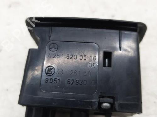 Used Right rear window switch Right rear window switch MERCEDES-BENZ B-CLASS Sports Tourer (W245) B 180 CDI (245.207) (109 hp) 22875052 22875052