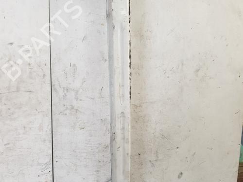 Używane Wzmocnienie zderzaka tylnego PEUGEOT 208 I (CA_, CC_) 1.6 HDi / BlueHDi 75 (75 hp) 30936837