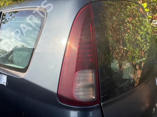 Used Left taillight Left taillight RENAULT ESPACE IV (JK0/1_) 2.2 dCi (JK0H) (150 hp) 40529699 40529699