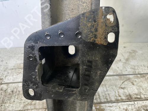 Used Rear bumper reinforcement VW GOLF IV (1J1) 1.6 16V (105 hp) 22868564