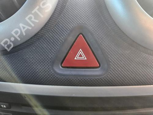 warning-switch-peugeot-1007-km_-2005-32321080 main image