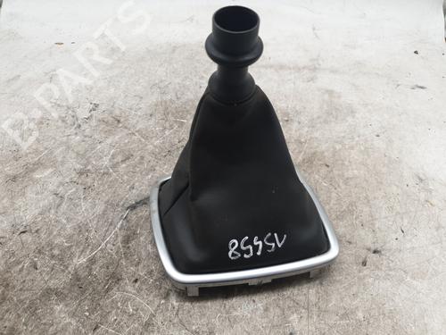 Used Shift knob Shift knob RENAULT LAGUNA III Grandtour (KT0/1) 2.0 dCi (KT07, KT0J, KT14, KT1A, KT1S) (131 hp) 28621032 28621032
