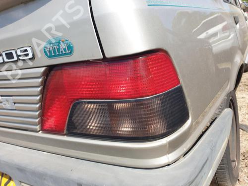 Right taillight PEUGEOT 309 II (3C, 3A) 1.4 | BP25602592C35 