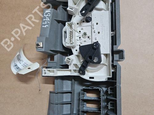 Used Climate control Climate control OPEL VIVARO A Van (X83) 1.9 DTI (F7) (101 hp) 30648655 30648655