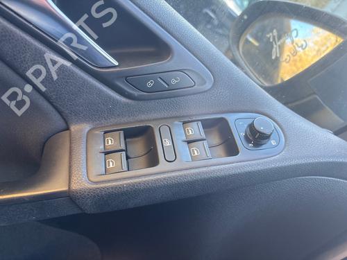 Left front window switch VW GOLF VI (5K1) 1.6 TDI | BP39424298I27 - Image 2