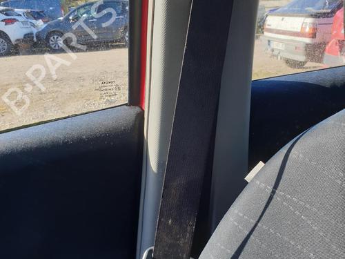 Used Front right seatbelt Front right seatbelt TOYOTA YARIS (_P9_) 1.3 VVT-i (SCP90_, SCP90R) (87 hp) 33631460 33631460