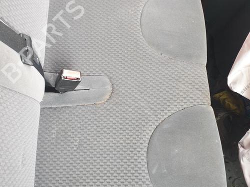 Used Right front seat Right front seat FIAT SCUDO Bus (270_, 272_) 2.0 D Multijet (120 hp) 31039265 31039265