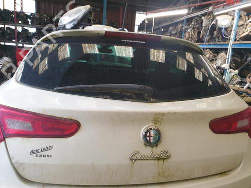 tailgate-alfa-romeo-giulietta-940_-2010-2011-2012-2013-2014-2015-2016-2017-2018-2019-2020-32349073 main image