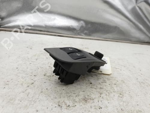 Used Left front window switch Left front window switch RENAULT CLIO III (BR0/1, CR0/1) 1.5 dCi (BR17, CR17) (86 hp) 22867669 22867669