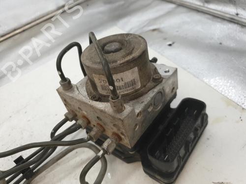 Used ABS pump ABS pump NISSAN X-TRAIL I (T30) 2.2 Di 4x4 (114 hp) 25842657 25842657