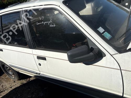 Used Right front door Right front door 39090550 39090550