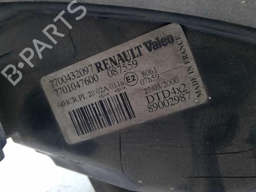 Right headlight RENAULT SCÉNIC I MPV (JA0/1_, FA0_) 1.9 dCi (JA05, JA1F) | BP22875548C29 