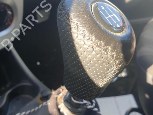 Used Shift knob Shift knob DACIA SANDERO 1.5 dCi (68 hp) 34243729 34243729