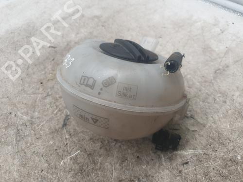 Used Expansion tank VW GOLF VII (5G1, BQ1, BE1, BE2) 2.0 TDI (150 hp) 29840069
